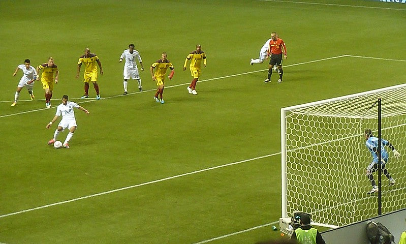 how-long-is-a-soccer-game-half-time-over-time-time