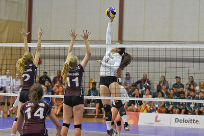 How Many Volleyball Players on a Volleyball Team For Women's & Men's Volleyball?