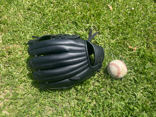 What Are The Different Types of Baseball Gloves