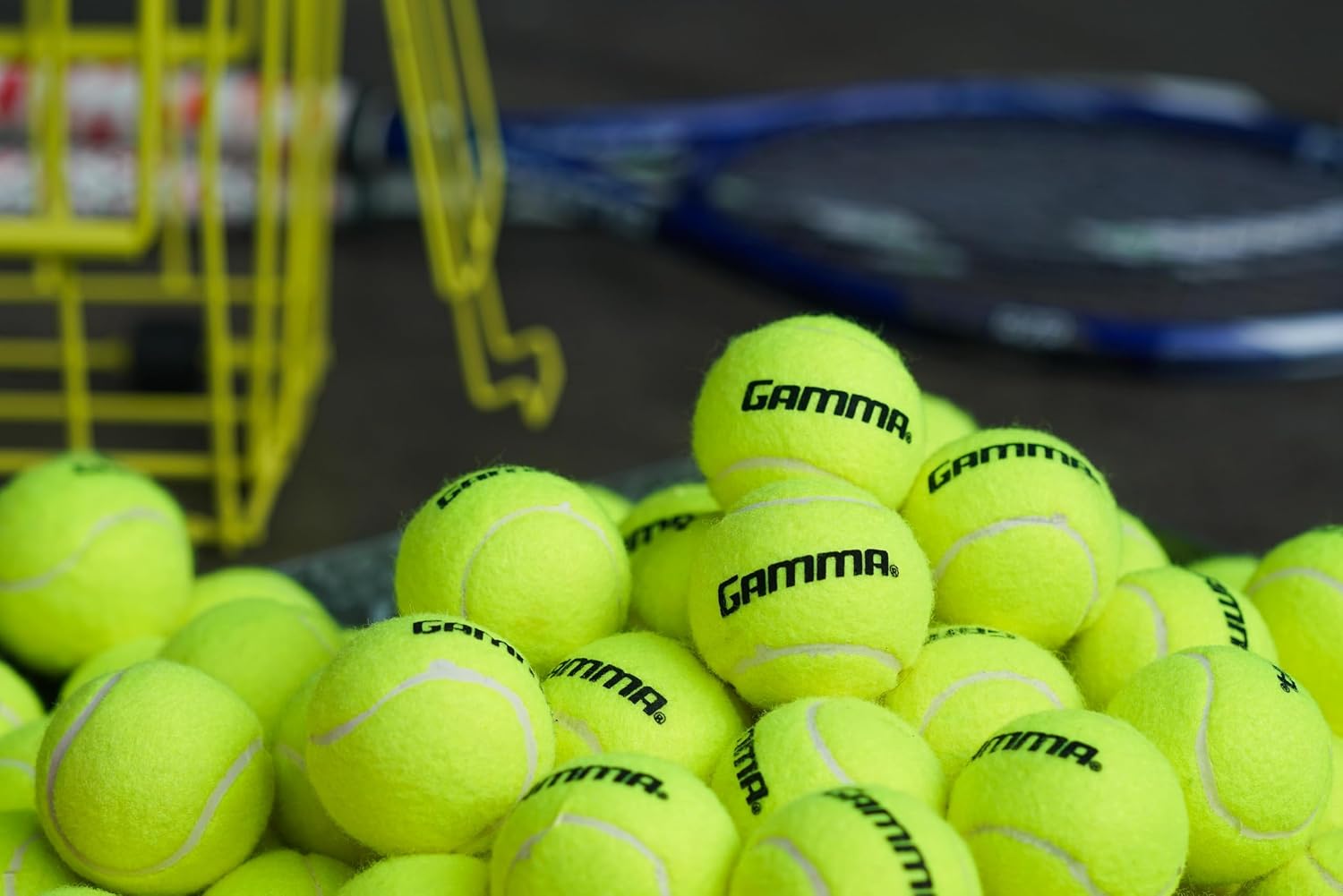 Gamma pressureless practice tennis balls